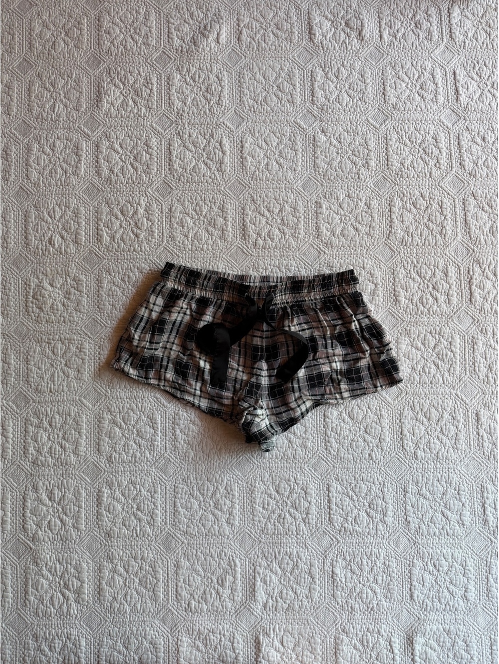 Y2K 2000s Forever 21 Women's Plaid Lounge Shorts with Black Ribbon Tie